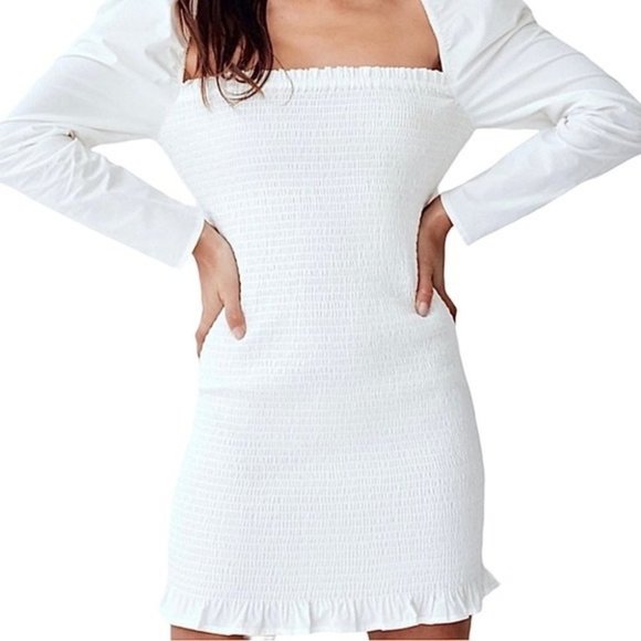 Aritzia Wilfred Smocked Maelys White Ruched Ruffle Dress - Picture 5 of 11